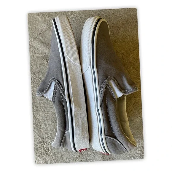 Vans  Classic Shoes Sneakers Gray Slip on Casual US Size M 6  W 7.5 Unisex - Picture 4 of 8